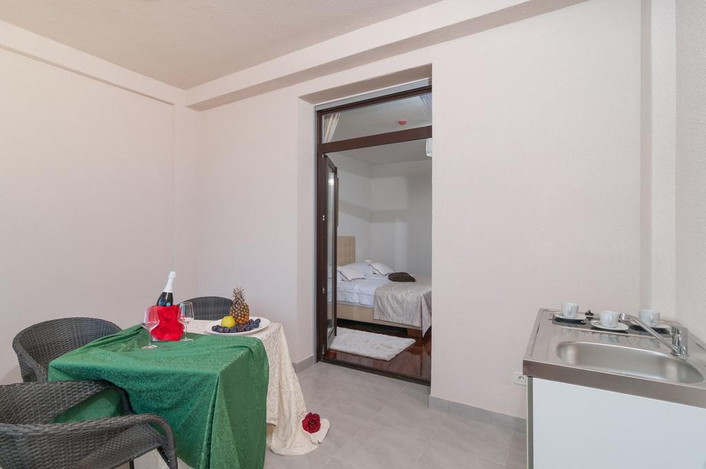 Luxury Rooms Near The Beach1 Split Exteriör bild